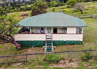 Cedar Glen Scenic Rim Accommodation Dairy Cottage Exterior