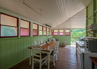 Cedar Glen Scenic Rim Accommodation Homestead Verandah 3